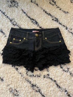 MA*RS SugarGloss Lace Shorts Size 25